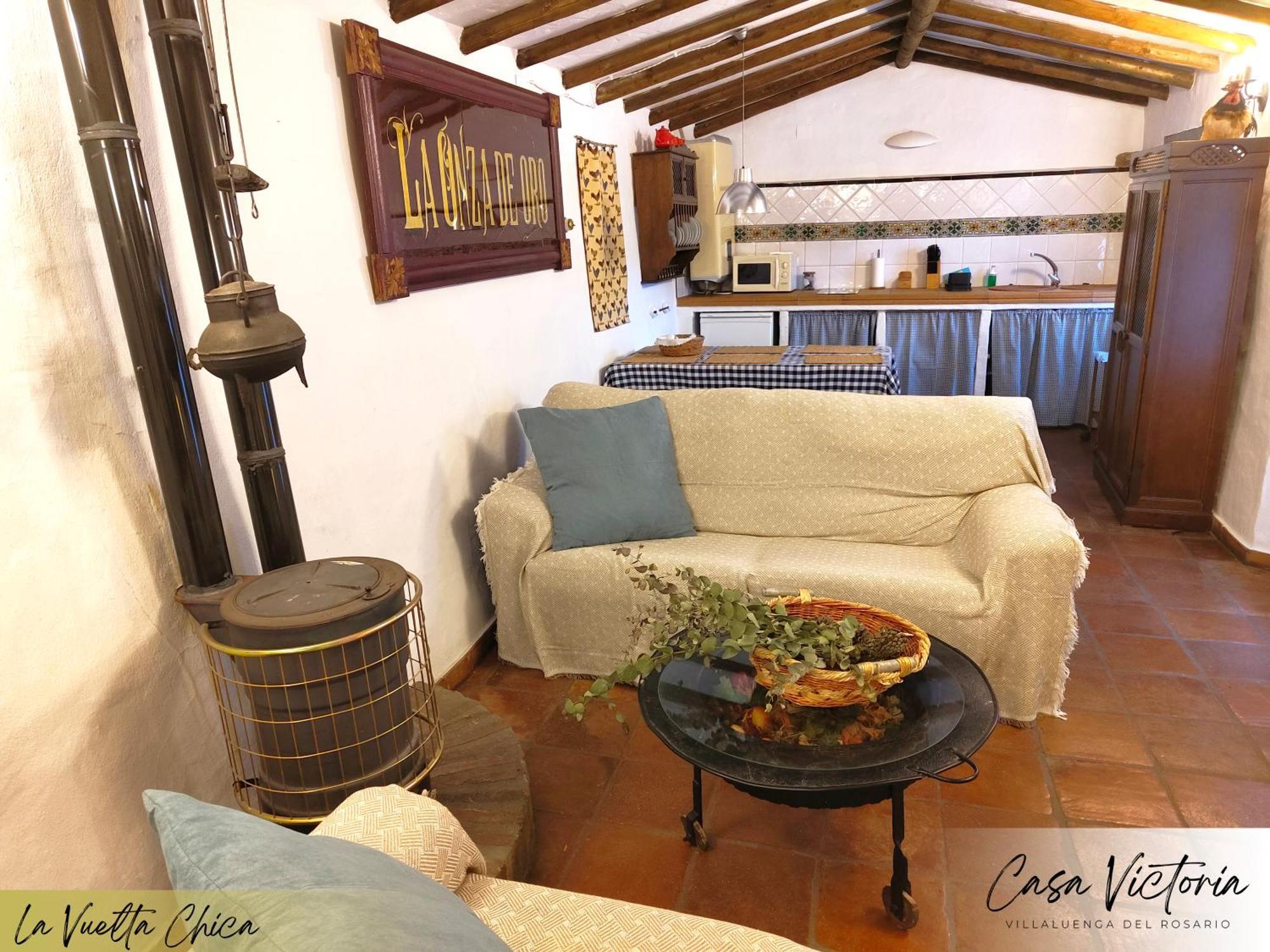 Conjunto Rural Casa Victoria Pensionat Villaluenga Del Rosario Eksteriør billede