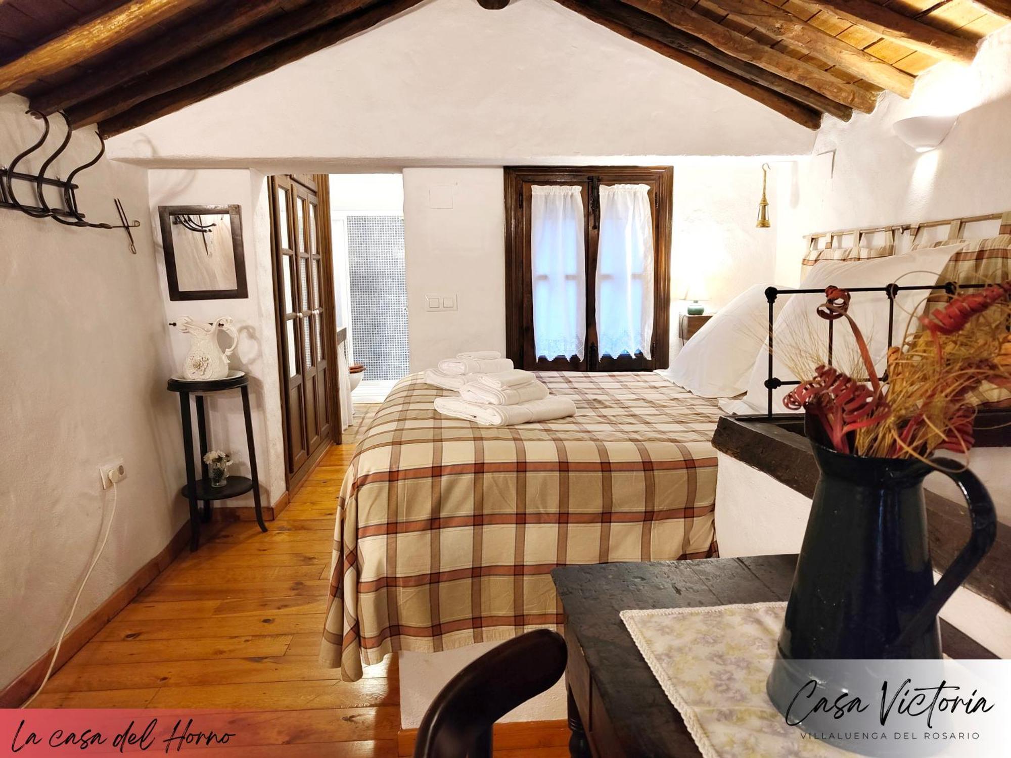 Conjunto Rural Casa Victoria Pensionat Villaluenga Del Rosario Eksteriør billede