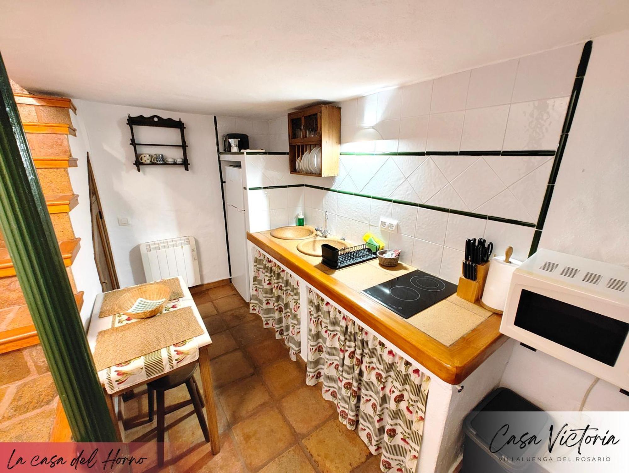 Conjunto Rural Casa Victoria Pensionat Villaluenga Del Rosario Eksteriør billede