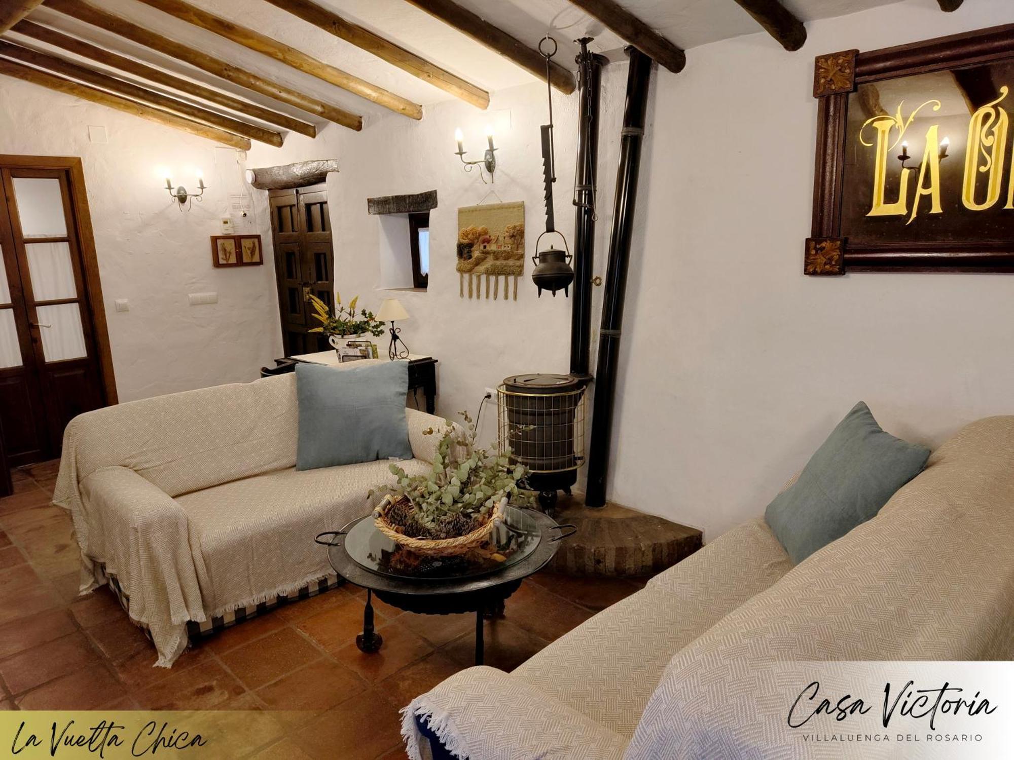 Conjunto Rural Casa Victoria Pensionat Villaluenga Del Rosario Eksteriør billede