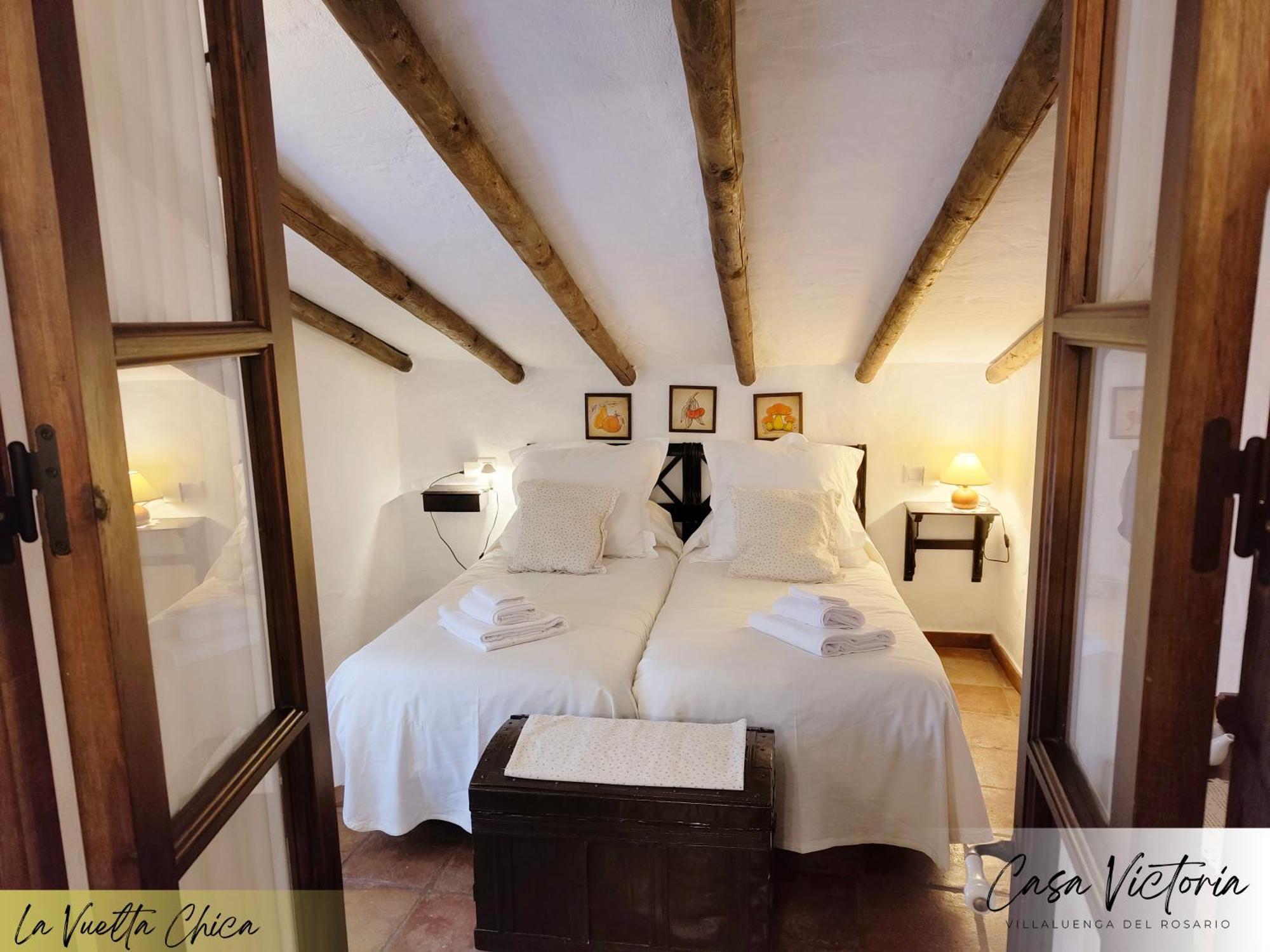 Conjunto Rural Casa Victoria Pensionat Villaluenga Del Rosario Eksteriør billede