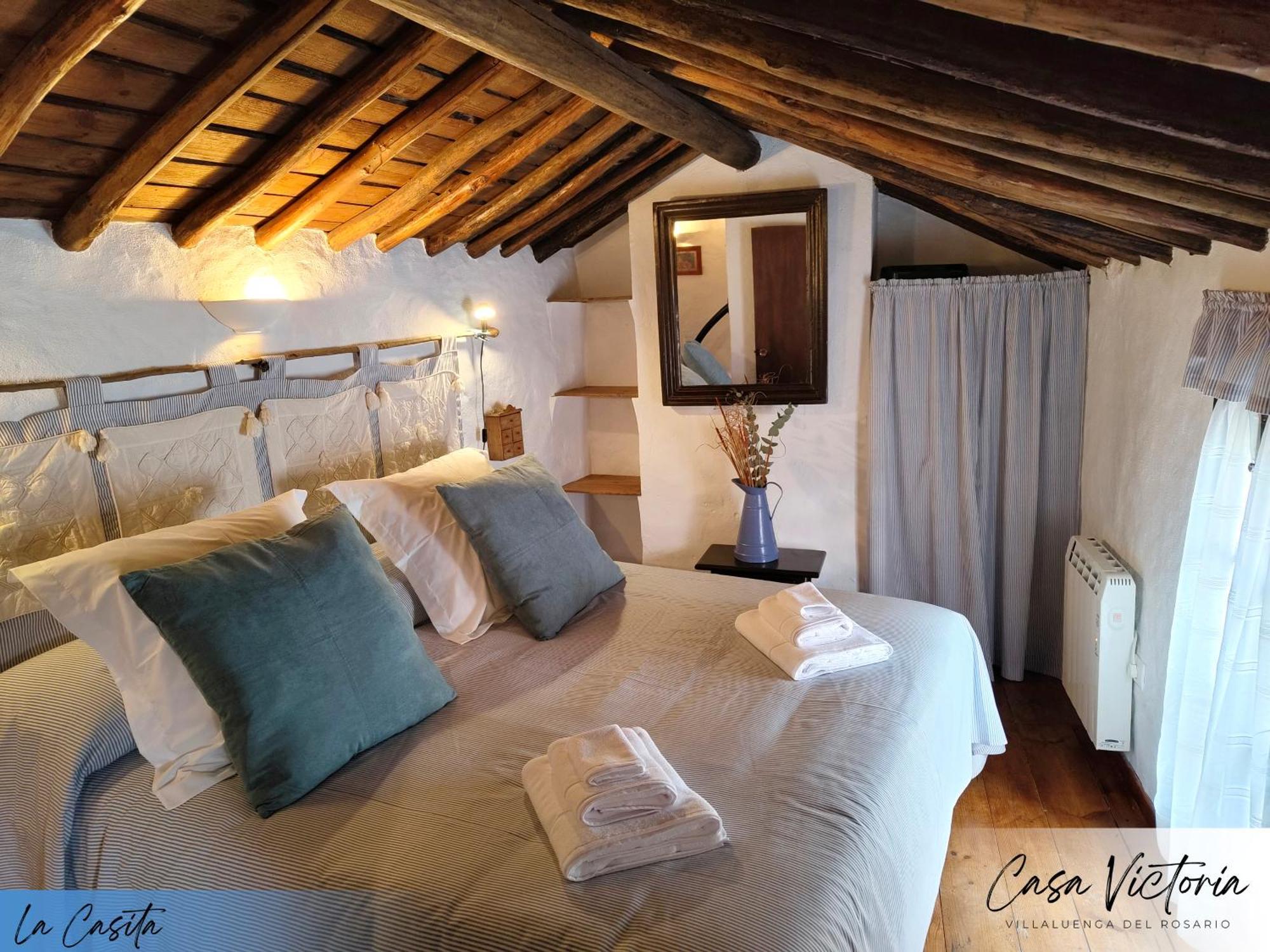 Conjunto Rural Casa Victoria Pensionat Villaluenga Del Rosario Eksteriør billede