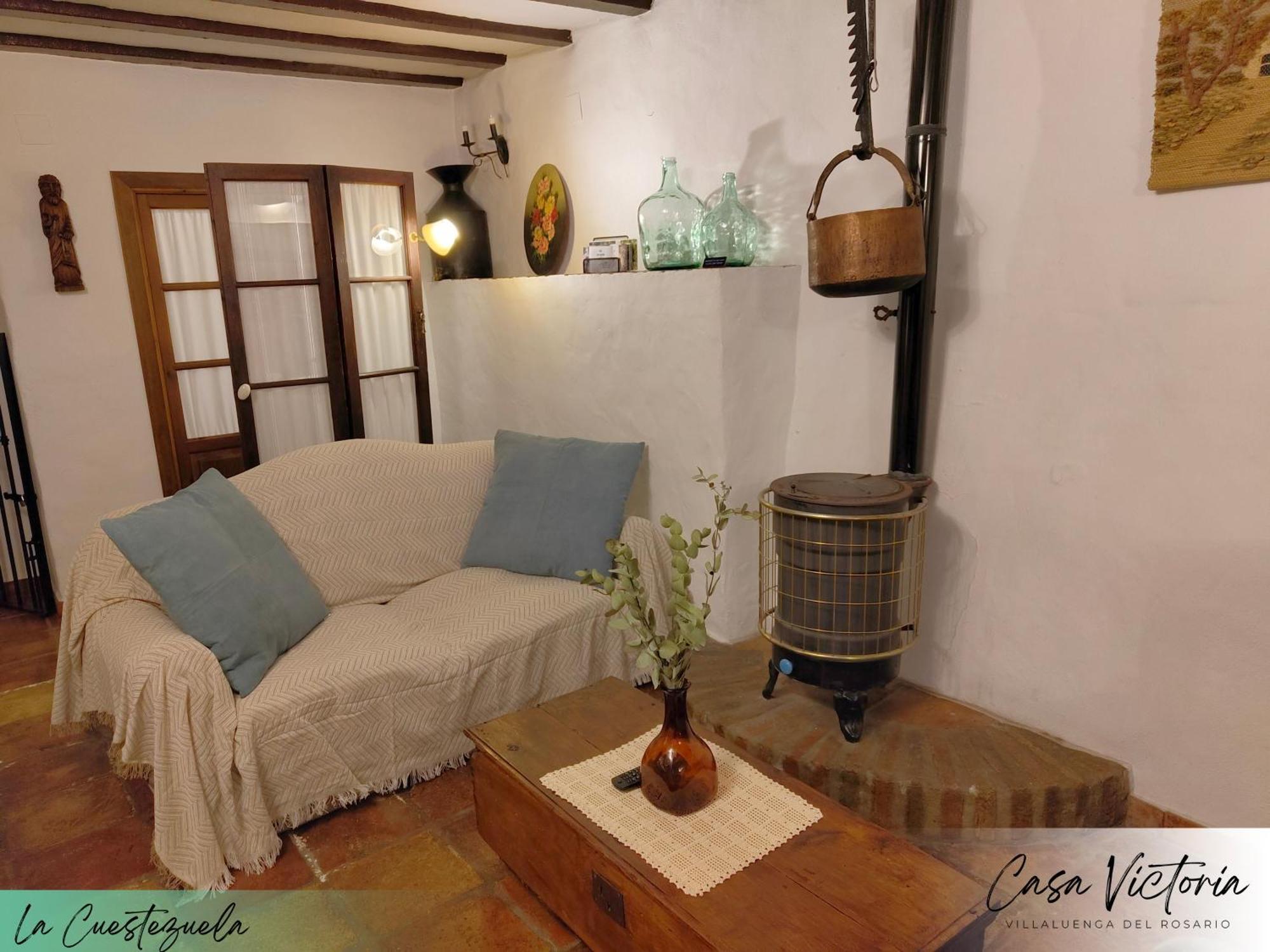 Conjunto Rural Casa Victoria Pensionat Villaluenga Del Rosario Eksteriør billede