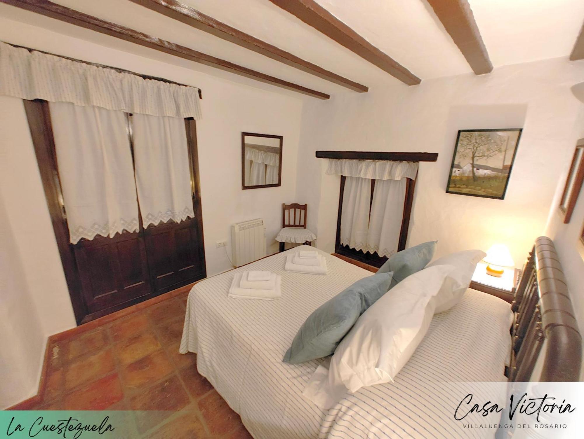 Conjunto Rural Casa Victoria Pensionat Villaluenga Del Rosario Eksteriør billede